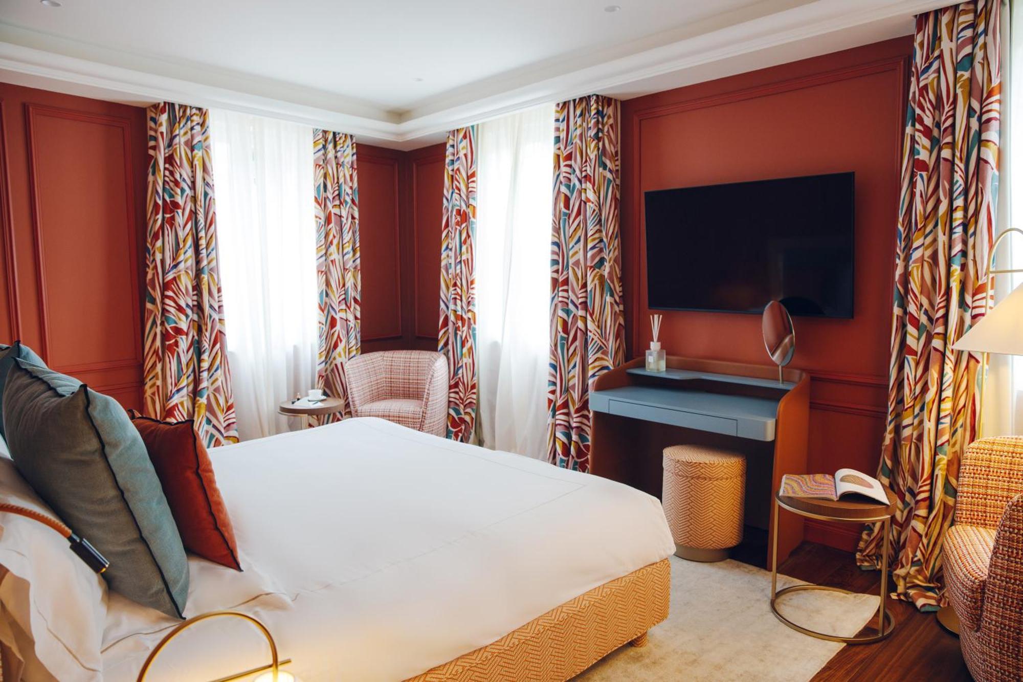 Otel Eight